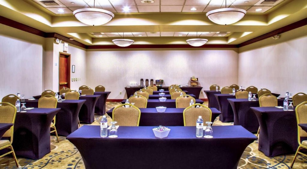 DoubleTree By Hilton Club Las Vegas Airport Image 11
